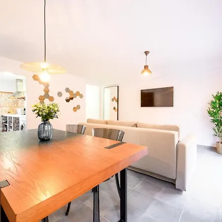 Belgica 2 - 2 & By 10tosea فوينخيرولا